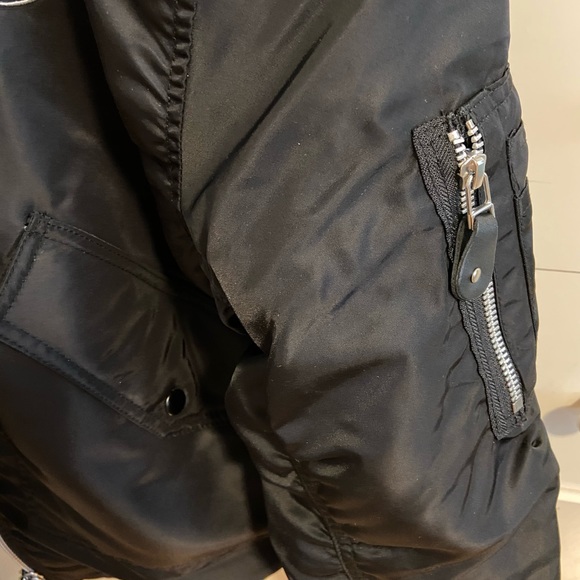 51 percent black bomber jacket - Picture 2 of 4